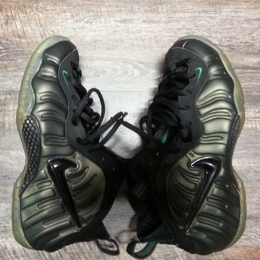 Men's Size 12 Nike Foamposites